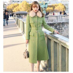 1950s Parisian Green Wool Coat: Detachable Collar & Belt